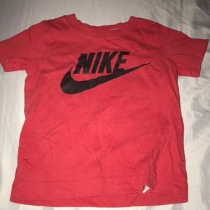Nike kids tee